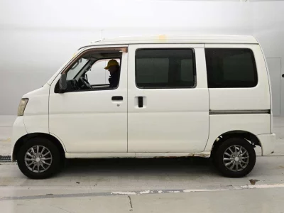 DAIHATSU HIJET VAN