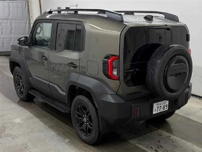 Toyota Land Cruiser FJ