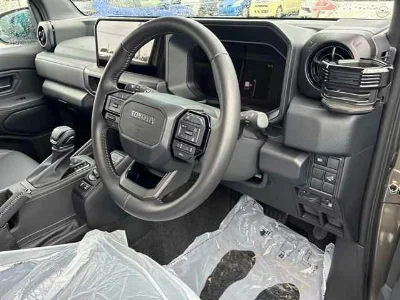 Toyota Land Cruiser FJ