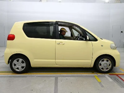 TOYOTA PORTE