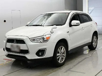 MITSUBISHI RVR