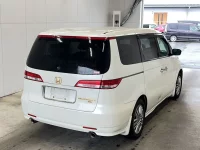 Цена авто Honda Elysion с аукционов Японии, номер кузова RR3, пробег 157 000, оценка 6