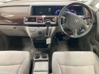 Цена авто Honda Elysion с аукционов Японии, номер кузова RR3, пробег 157 000, оценка 6