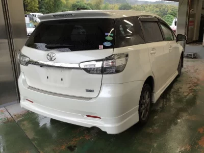 TOYOTA WISH