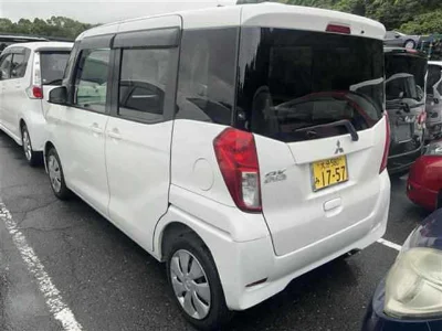 MITSUBISHI EK SPACE