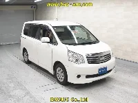 Цена авто Toyota Noah с аукционов Японии, номер кузова ZRR70G, пробег 88 000, оценка 6
