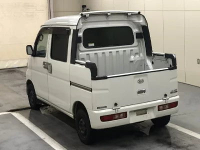 Daihatsu Hijet Deck Van