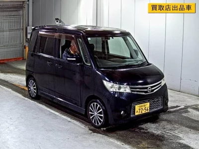 NISSAN ROOX
