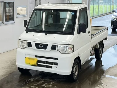 NISSAN CLIPPER TRUCK