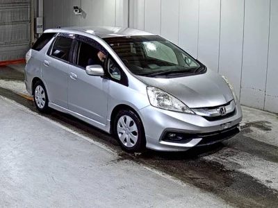 HONDA FIT SHUTTLE