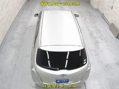 TOYOTA MARK X ZIO