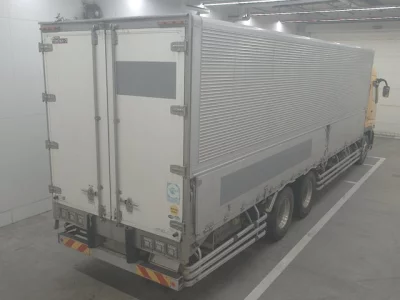 MITSUBISHI FUSO