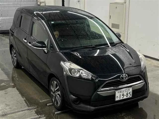 Toyota Sienta 2017