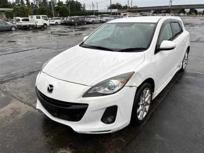 MAZDA AXELA