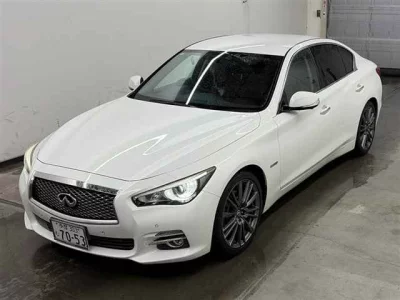 NISSAN SKYLINE