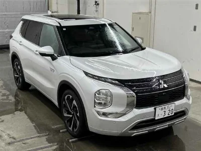 MITSUBISHI OUTLANDER PHEV