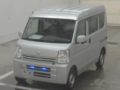 NISSAN CLIPPER VAN