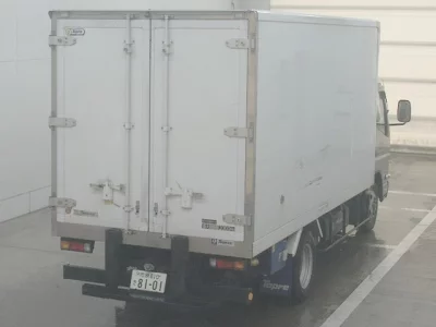 MITSUBISHI CANTER