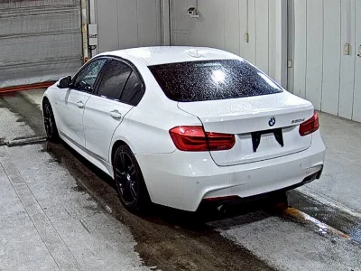 BMW 3 SERIES