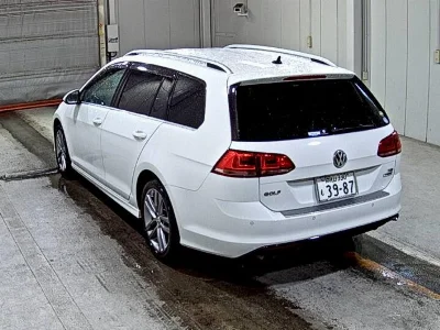VOLKSWAGEN GOLF VARIANT