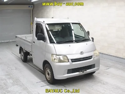 TOYOTA LITE ACE TRUCK
