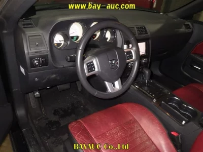 MITSUBISHI CHALLENGER