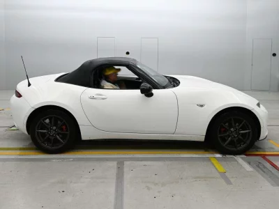 MAZDA ROADSTER