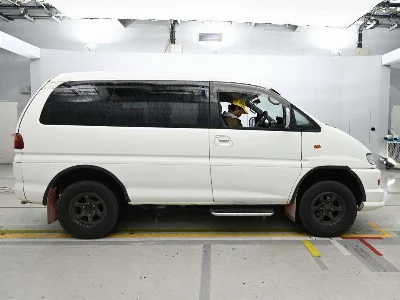 MITSUBISHI DELICA