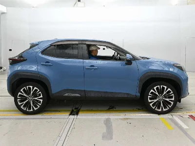 TOYOTA YARIS CROSS