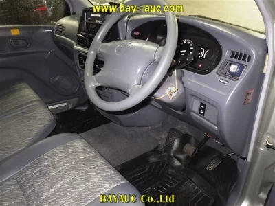 TOYOTA TOWN ACE NOAH