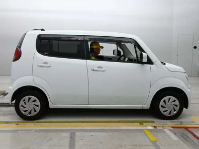 SUZUKI MRWAGON