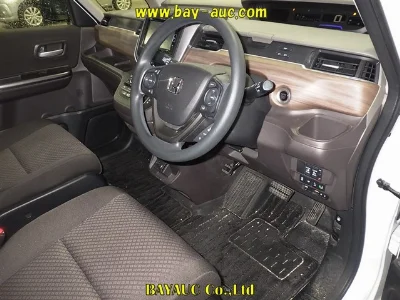 HONDA FREED+