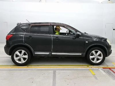 NISSAN DUALIS