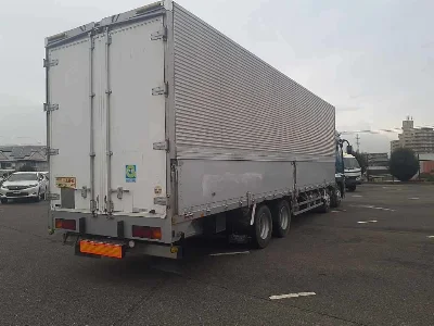 MITSUBISHI FUSO SUPER GREAT