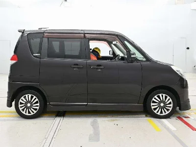 Mitsubishi Delica D:2