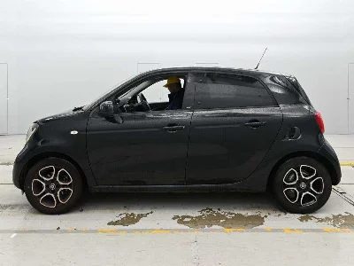 SMART FOURFOUR