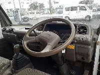 Цена авто Isuzu Elf с аукционов Японии, номер кузова NHS69EA, пробег 190 000, оценка 2