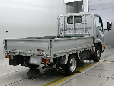 TOYOTA DYNA