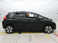 Цена авто Honda FIT HYBRID с аукционов Японии, номер кузова GP6, пробег 75 000, оценка 2