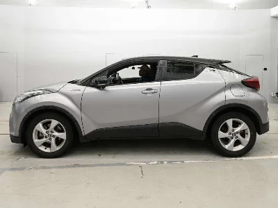 Статистика аукционов Toyota C-HR