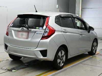 Статистика аукционов Honda FIT HYBRID