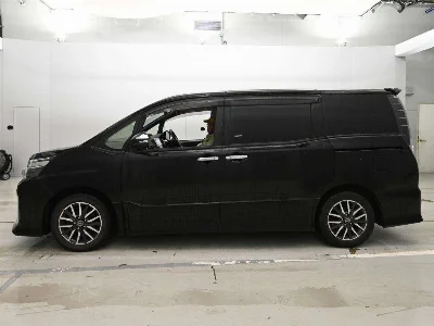 Статистика аукционов Toyota Voxy