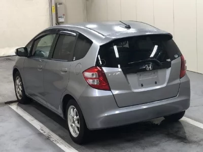 Статистика аукционов Honda Fit