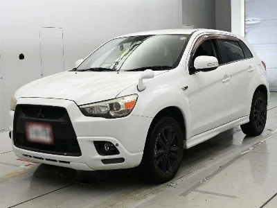 MITSUBISHI RVR