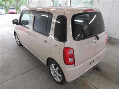 Daihatsu Mira Cocoa