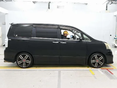 Статистика аукционов Toyota Noah