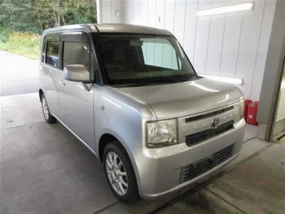 Toyota Pixis Space