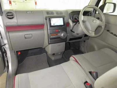 Toyota Pixis Space