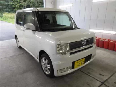 DAIHATSU MOVE CONTE
