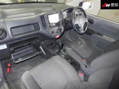 MITSUBISHI LANCER VAN